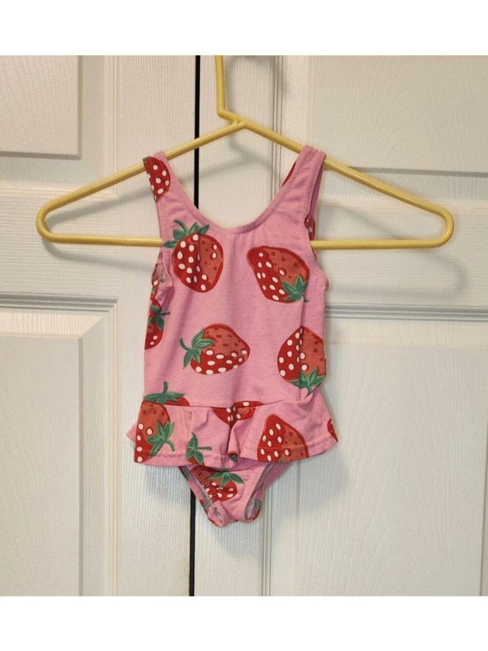 Toddler Girl Mini Boden Pink Red Strawberry Ruffle Bathing Suit Size 12-18 Month